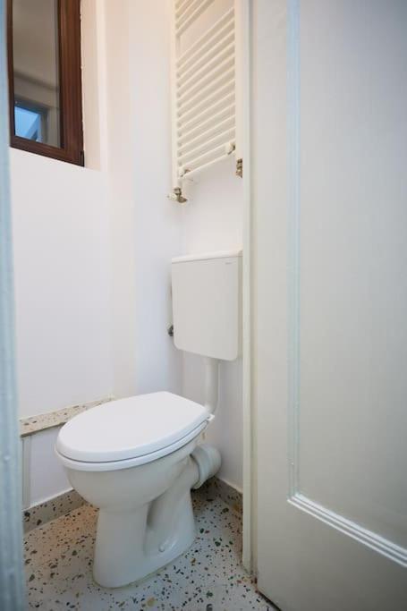 Caragiale Apartment Bucharest Exterior photo
