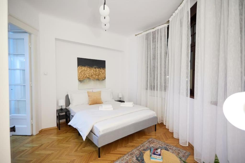 Caragiale Apartment Bucharest Exterior photo